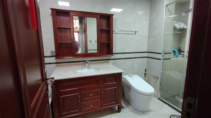 杭湾名苑3复4豪装258平带车位368万