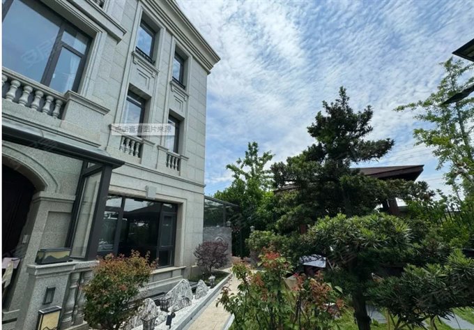 阳光城一期别墅约370平+3车位直接钥匙