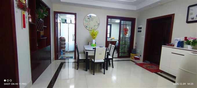 柏顿嘉园一期138平165万满五唯一