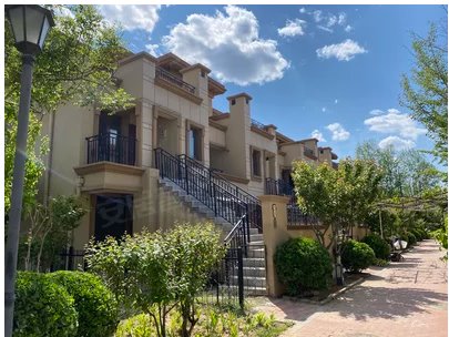 阳光城二期别墅237平方628万带双车位