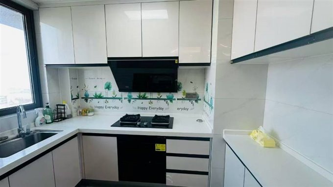 吾悦华府131平三室二卫精装带车位