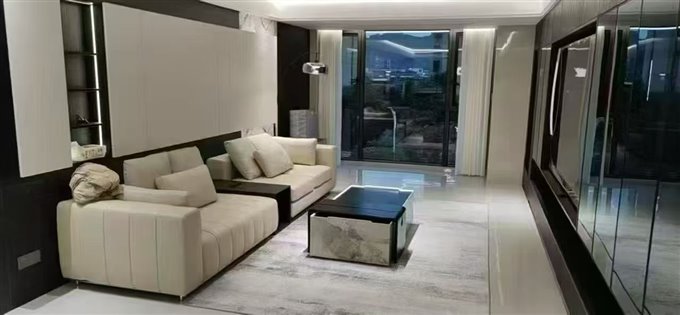 急售复地三期豪华百万装修满2年洋房