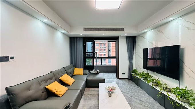 紫荆府洋房精装修92平159.6万