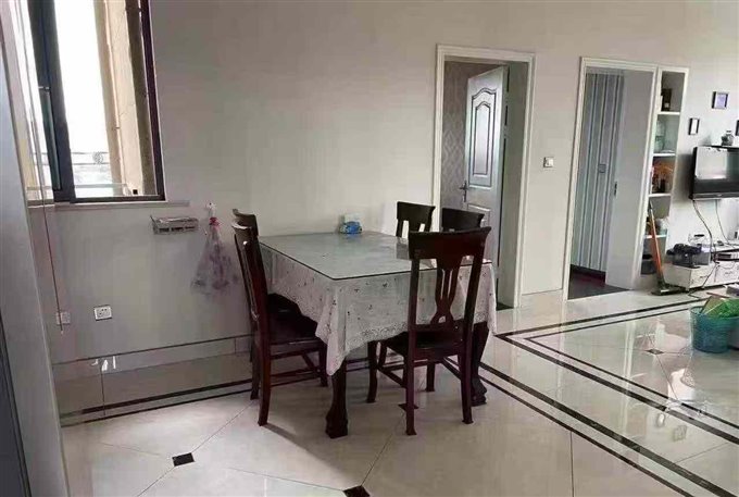 鸣北小区105平三室精装修2800