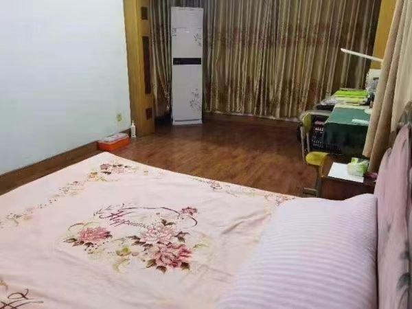 吉祥新村3楼73平方➕架空层82万