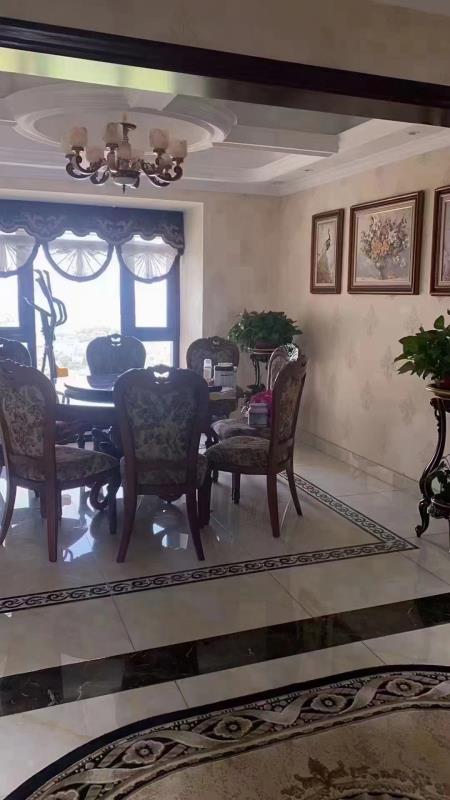 金地鸿悦东边套2车位豪装拎包入住