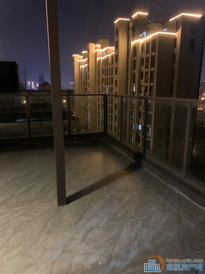 珑玥府 稀缺上叠 精装 带车位 空中花园