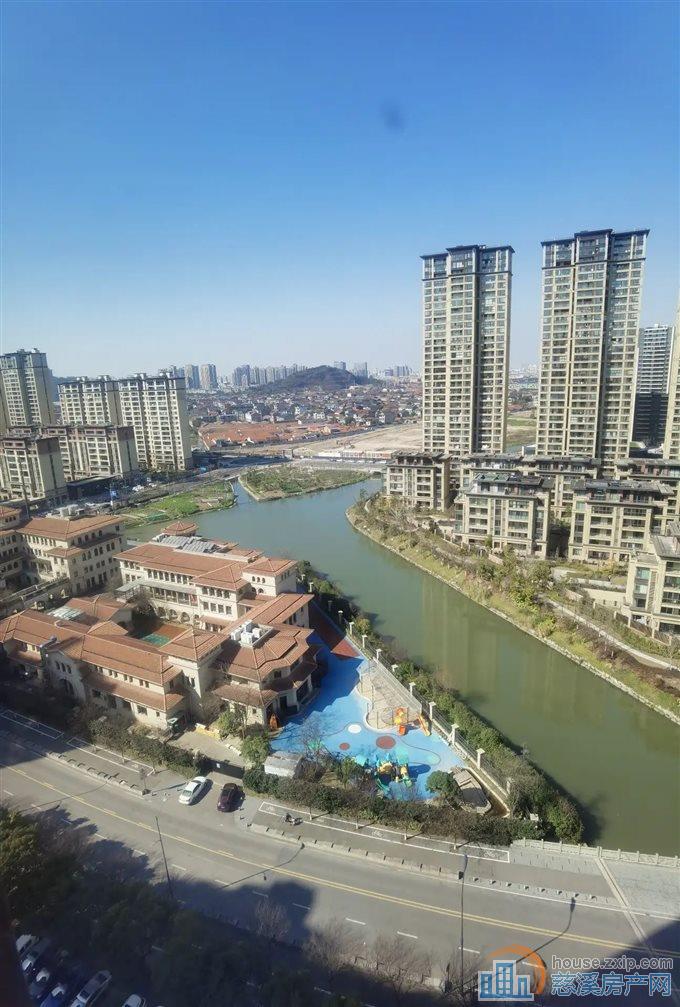 祥生祥园 全新精装 未住过  三间朝南