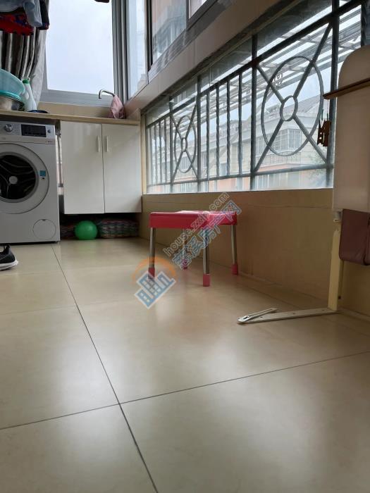 隆兴家园 精装修 南北通透 带车库