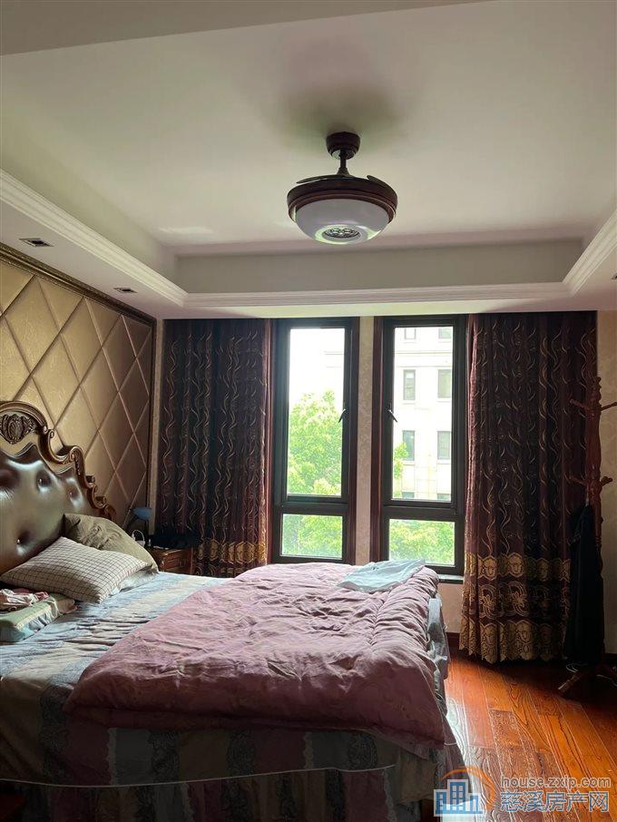  美域花苑134平295万带车位满五唯一