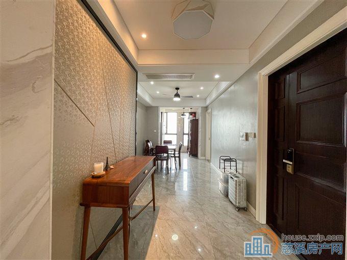 华润凯旋门141平只要230万拎包入住