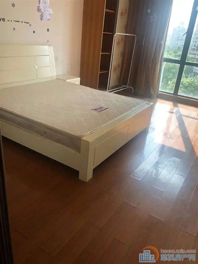 三北名都  精装修 无在读 满两年