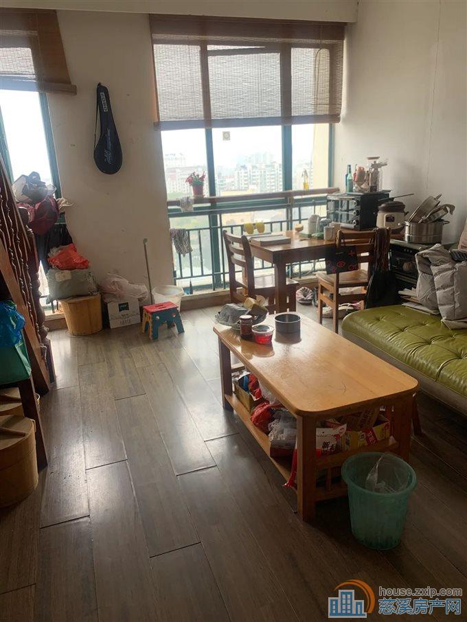 金旦花园 稀缺顶复 自住读书双在线