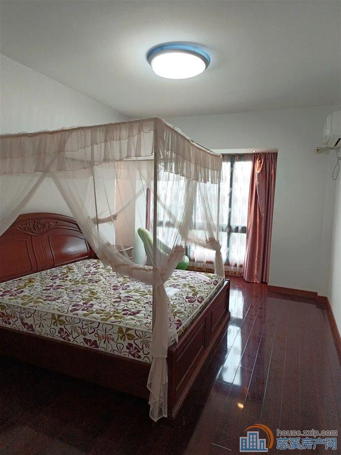 富丽湾景苑 精装保养好 双套房 带车位