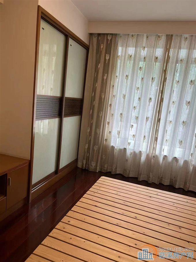 茗雅苑159 平精装加车库218 万