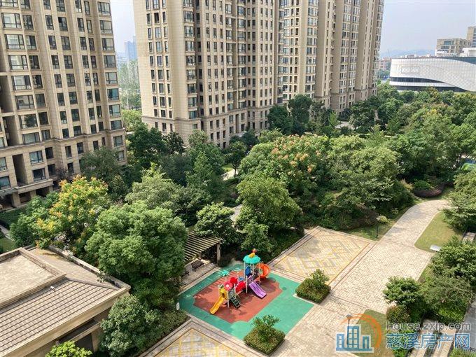 祥生祥园 精装 三间朝南 带车位