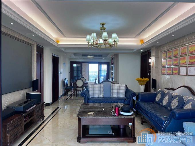 金仕华庭 精装保养好 文锦无在读