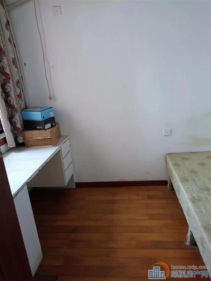 金山东区5楼69平方+架70万直接房源