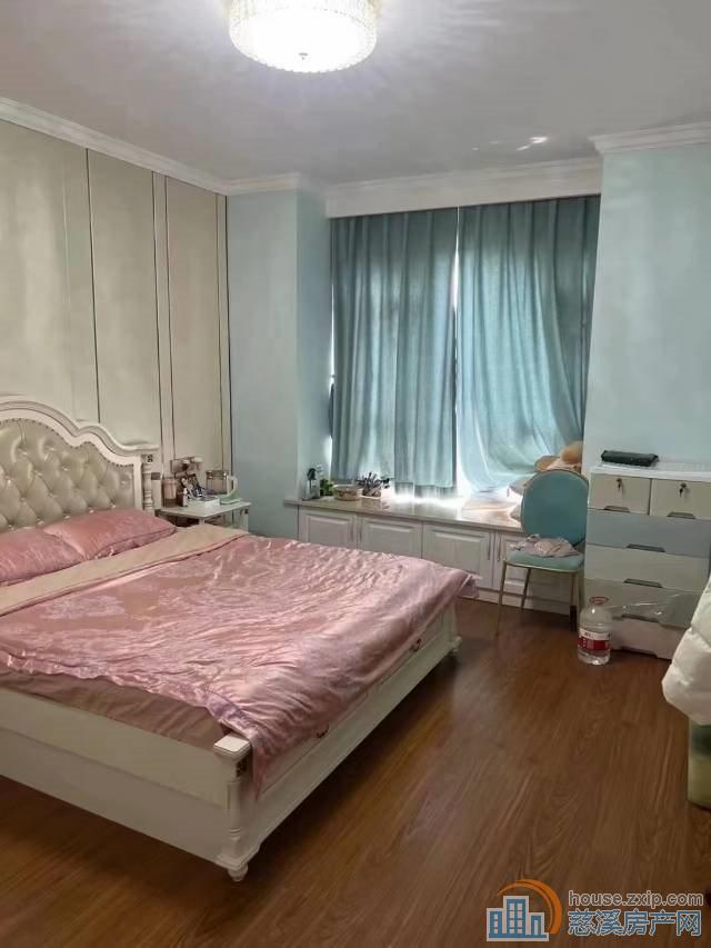 保利君悦湾115平自住精装178万