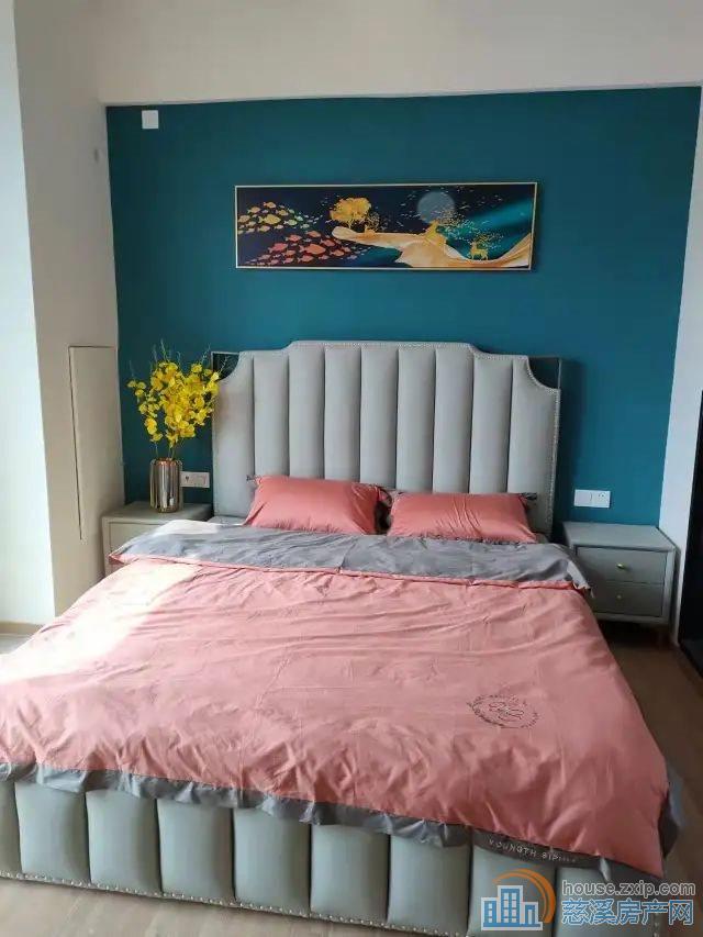 急售！海铂中心 精装 湖景房 拎包入住