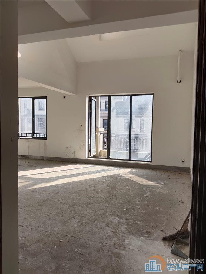 界牌4楼117平方加阁楼60平方直接