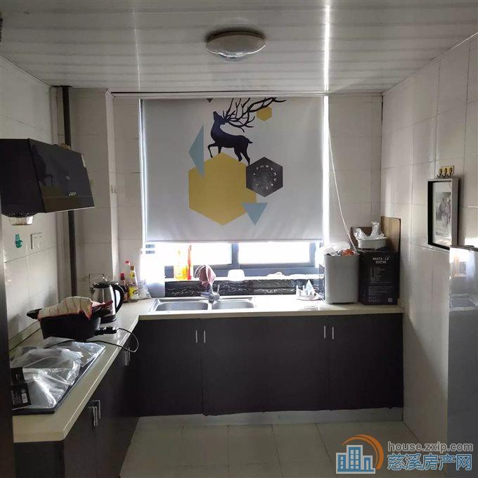 美华银桂苑新城大道旁边送车位