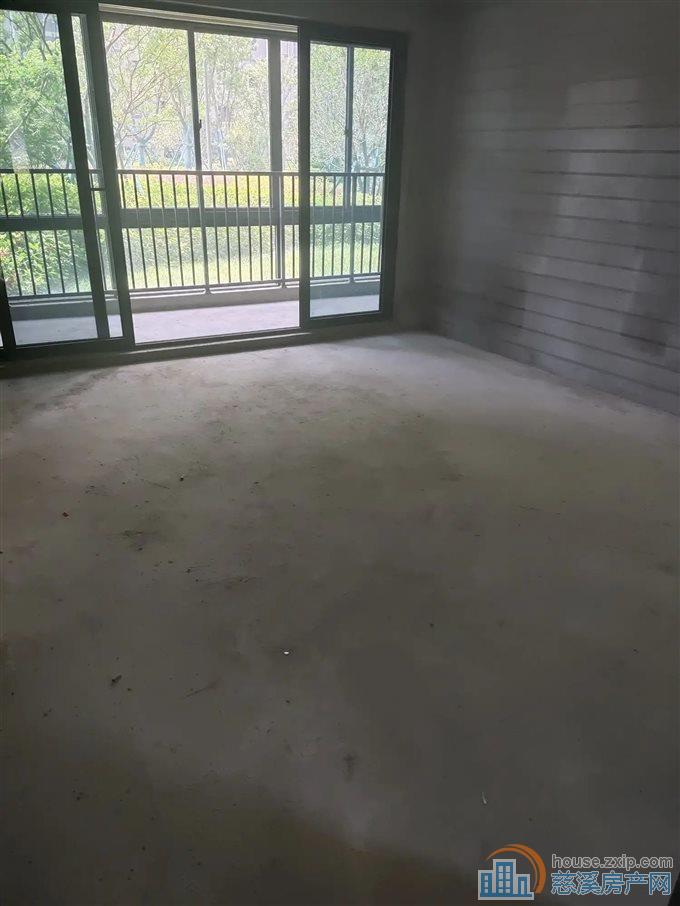 新城河泊蔚里 毛坯137平方175万