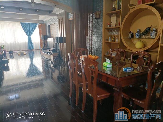 清泰公寓南区 带露台 边套 可读书