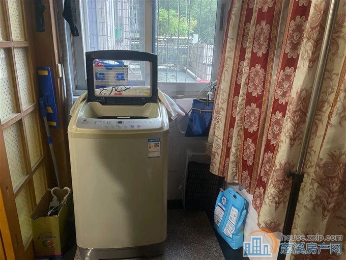实验公寓 南北通透 可读书 带储物间