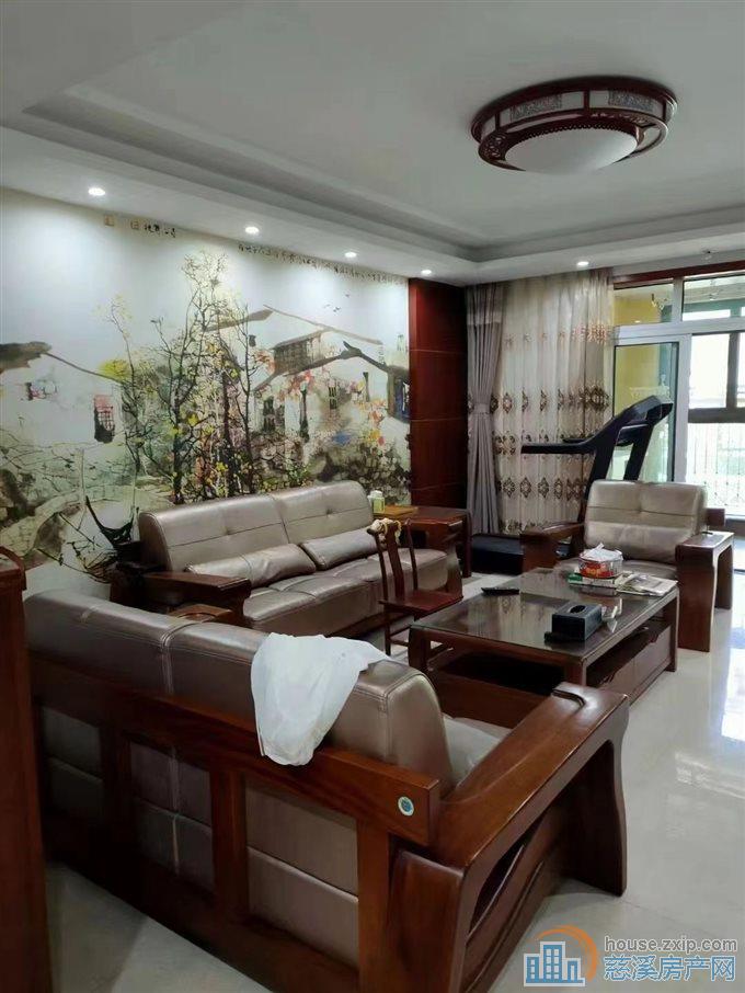 梵石花园多层1楼160平精装修带车位220万