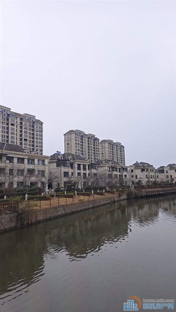 保利君悦湾别墅，503平898万