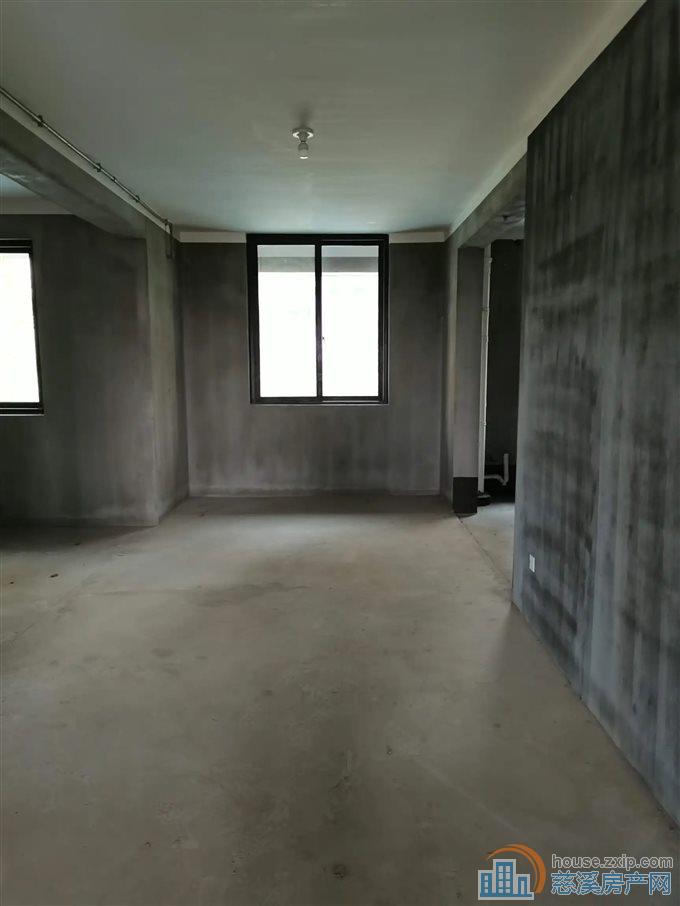 青樾府133平145万带车位单价1万