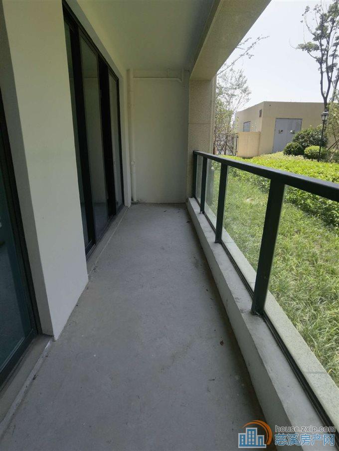 品质小区 溪上旦山府 四间朝南