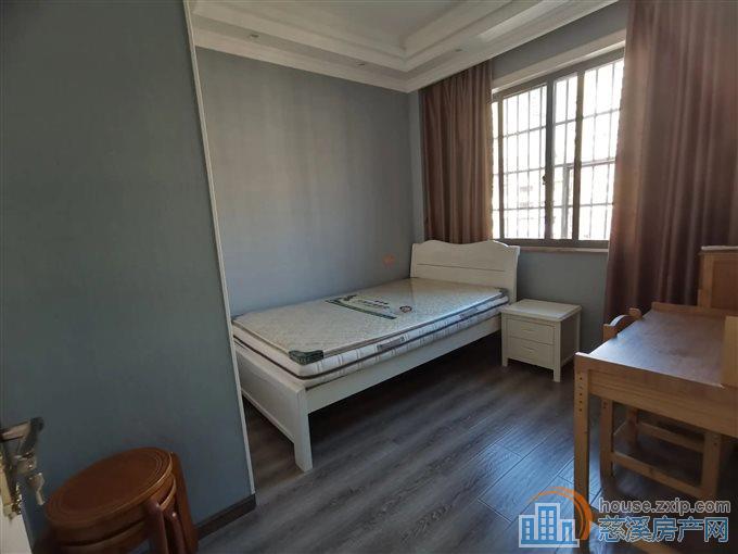 鸣北小区 精装二室 家电齐全 包物业