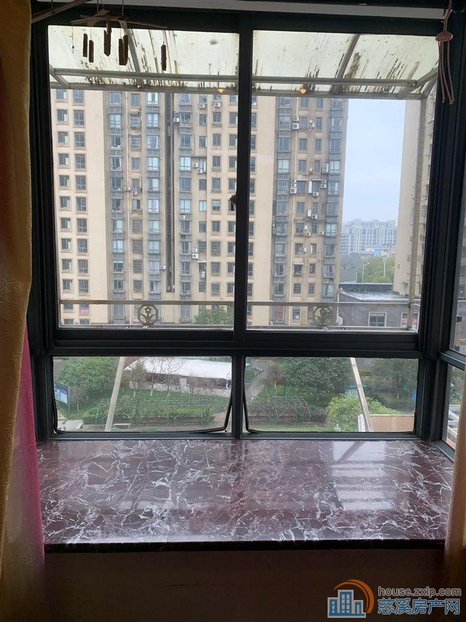 三北名都  精装修 无在读 满两年 
