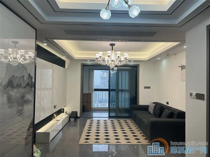 保利俯院江南北区125平185万拎包