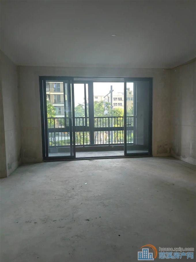 新城河C位 泊誉里188平方350万洋房