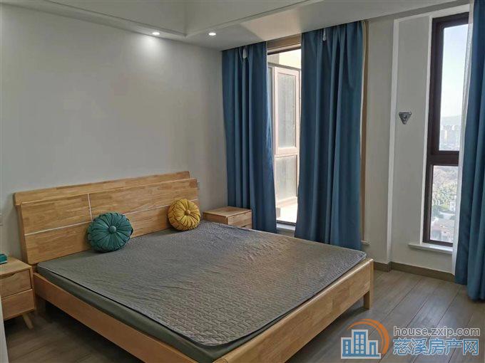 嘉景园电梯房3室2卫新精装修直接房源