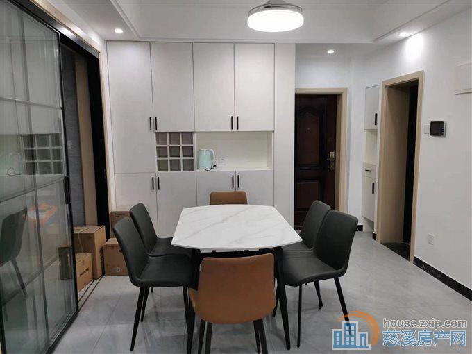 嘉景园电梯房3室2卫新精装修直接房源