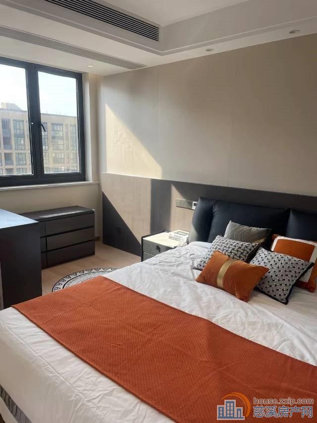 界牌新村豪装 140 直接真实房源