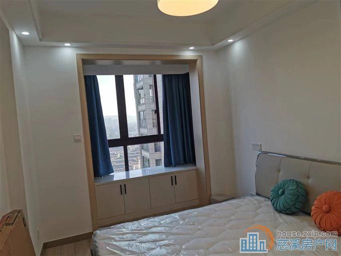 嘉景园电梯房3室2卫新精装修直接房源