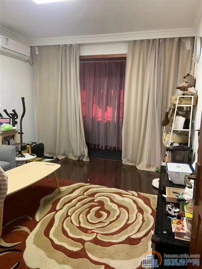鸣山新村4楼73平精装修92万直接
