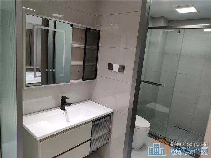 蔚蓝云图电梯洋房全新精装修直接房源钥匙在