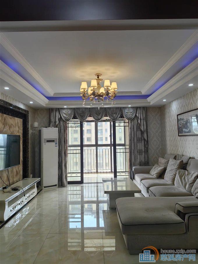 白金湾 134平 精装三房 139.8万