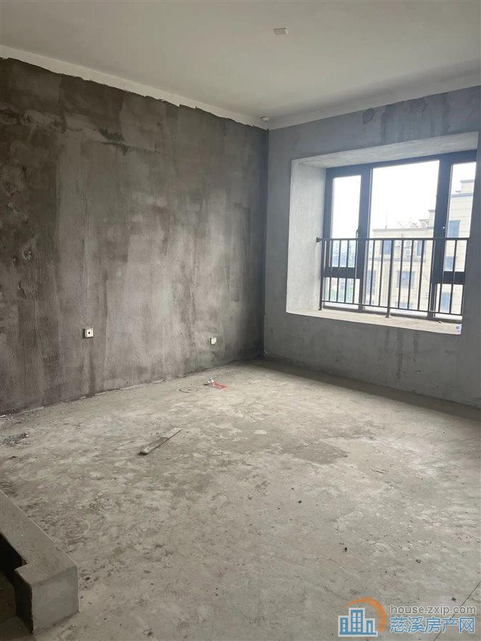 急卖 珑玥府洋房得房率高，四开间朝南