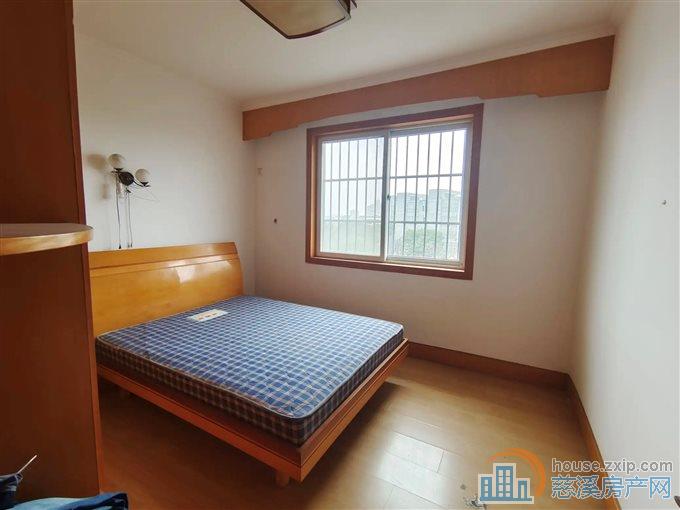 童家新村134平93万市中心繁华地段