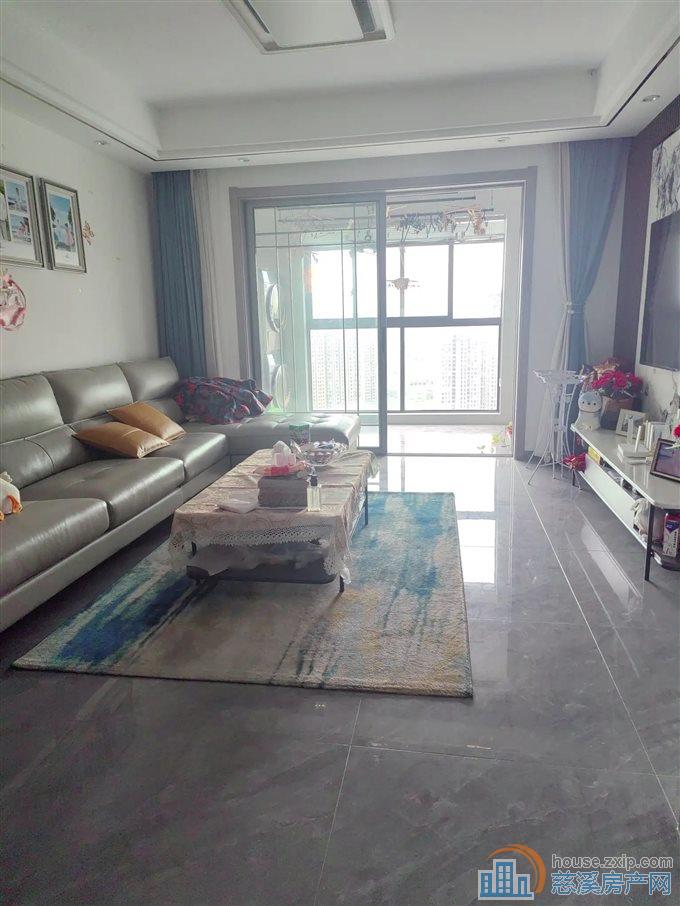 俯院江南北区125平178万三居室