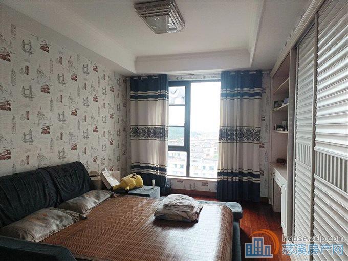 嘉景园 精装141平方198万黄金楼层