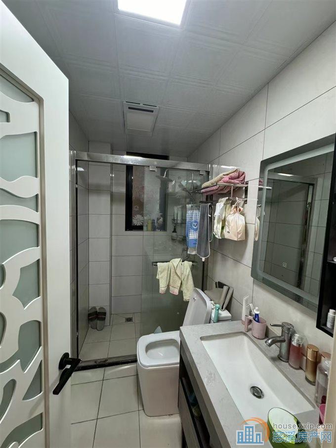 出售新潮塘北苑满两年无户口在读