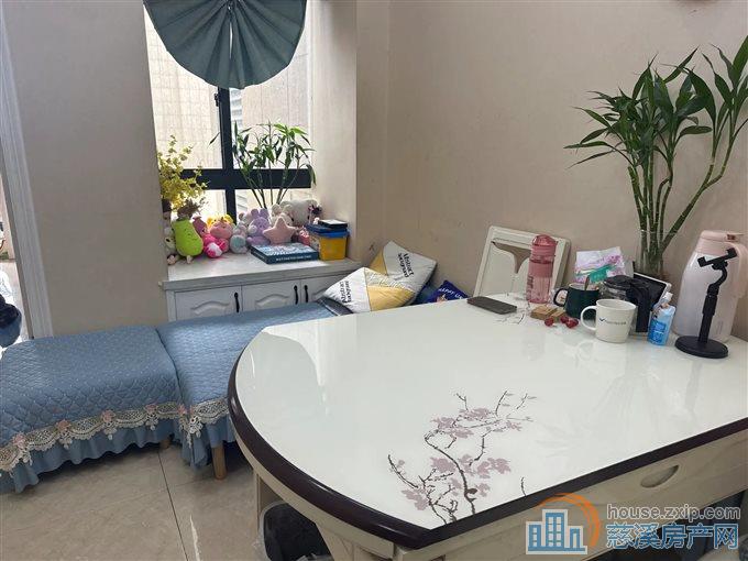 梅林苑 精装小户型 满两年